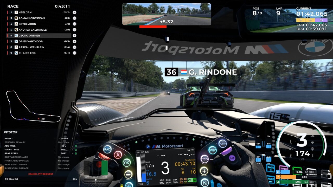 Nuevo HUD de RaceRoom construido sobre el renderizador COSMO